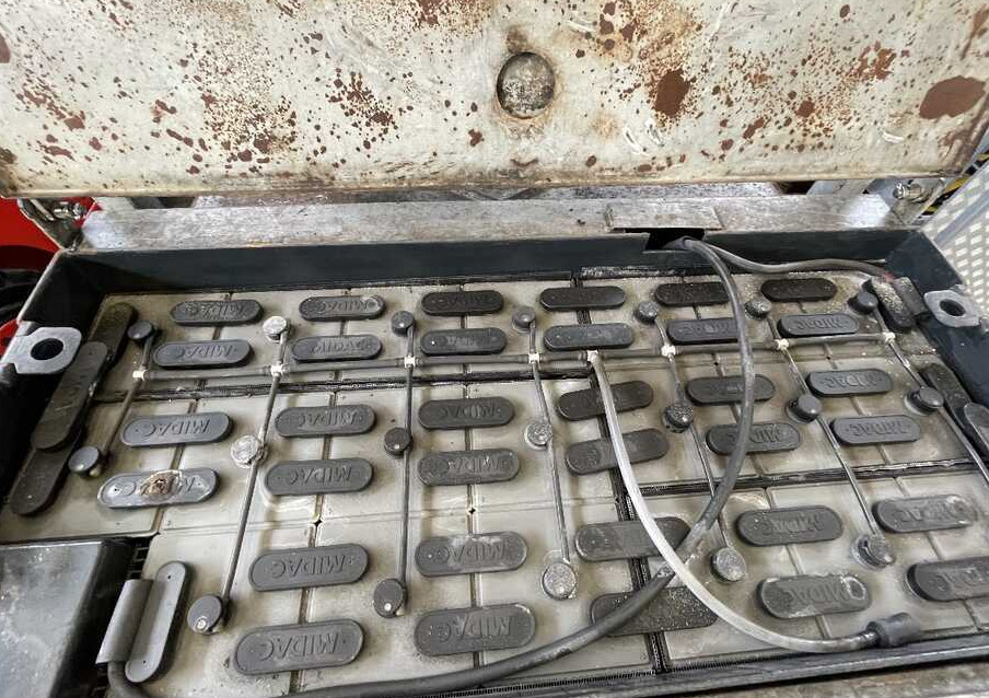 OM E 80 N - Электропогрузчик: фото 5 OM E 80 N - Электропогрузчик: фото 5