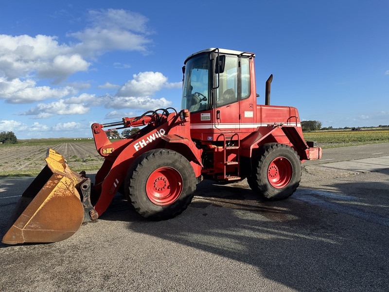 FIAT-HITACHI FH-W110 - Колёсный погрузчик: фото 1 FIAT-HITACHI FH-W110 - Колёсный погрузчик: фото 1