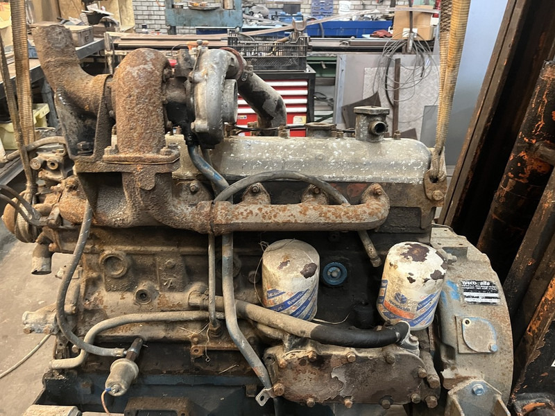 Fiat 6 cilinder - Двигатель: фото 4 Fiat 6 cilinder - Двигатель: фото 4