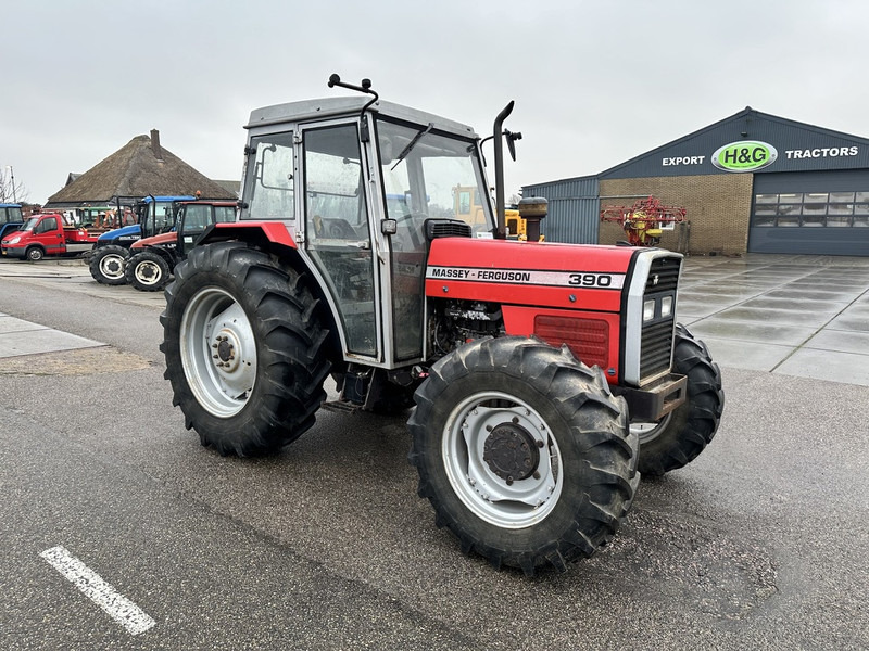 Massey Ferguson 390 - Трактор: фото 3 Massey Ferguson 390 - Трактор: фото 3