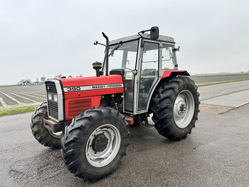 Massey Ferguson 390 - Трактор: фото 1 Massey Ferguson 390 - Трактор: фото 1