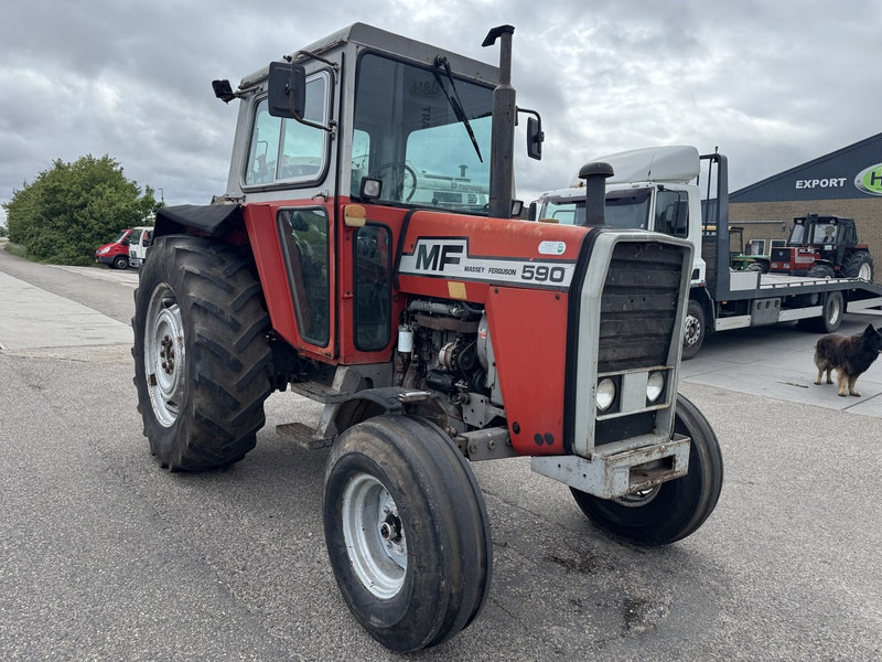 Massey Ferguson 590 - Трактор: фото 3 Massey Ferguson 590 - Трактор: фото 3