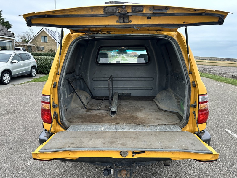 Внедорожник Toyota Land Cruiser: фото 11