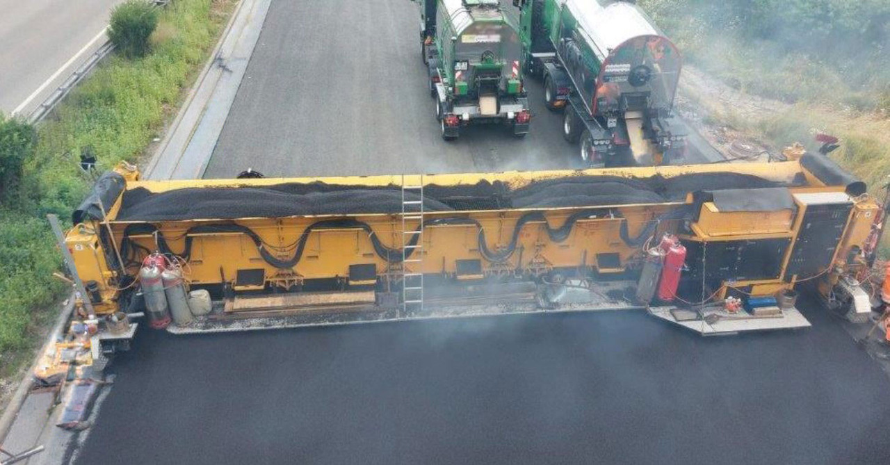 AGT GEB 14500C - Асфальтоукладчик: фото 4 AGT GEB 14500C - Асфальтоукладчик: фото 4