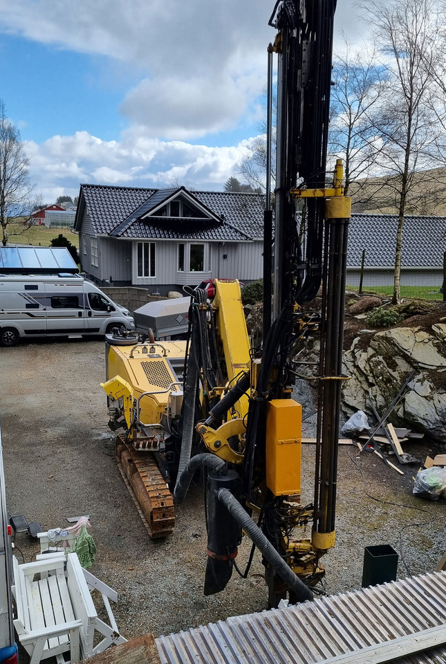 Atlas Copco ROC D7-01 RRC - Буровая машина: фото 4 Atlas Copco ROC D7-01 RRC - Буровая машина: фото 4