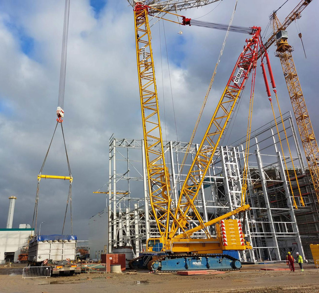Demag CC 3800-1 - Гусеничный кран: фото 2 Demag CC 3800-1 - Гусеничный кран: фото 2