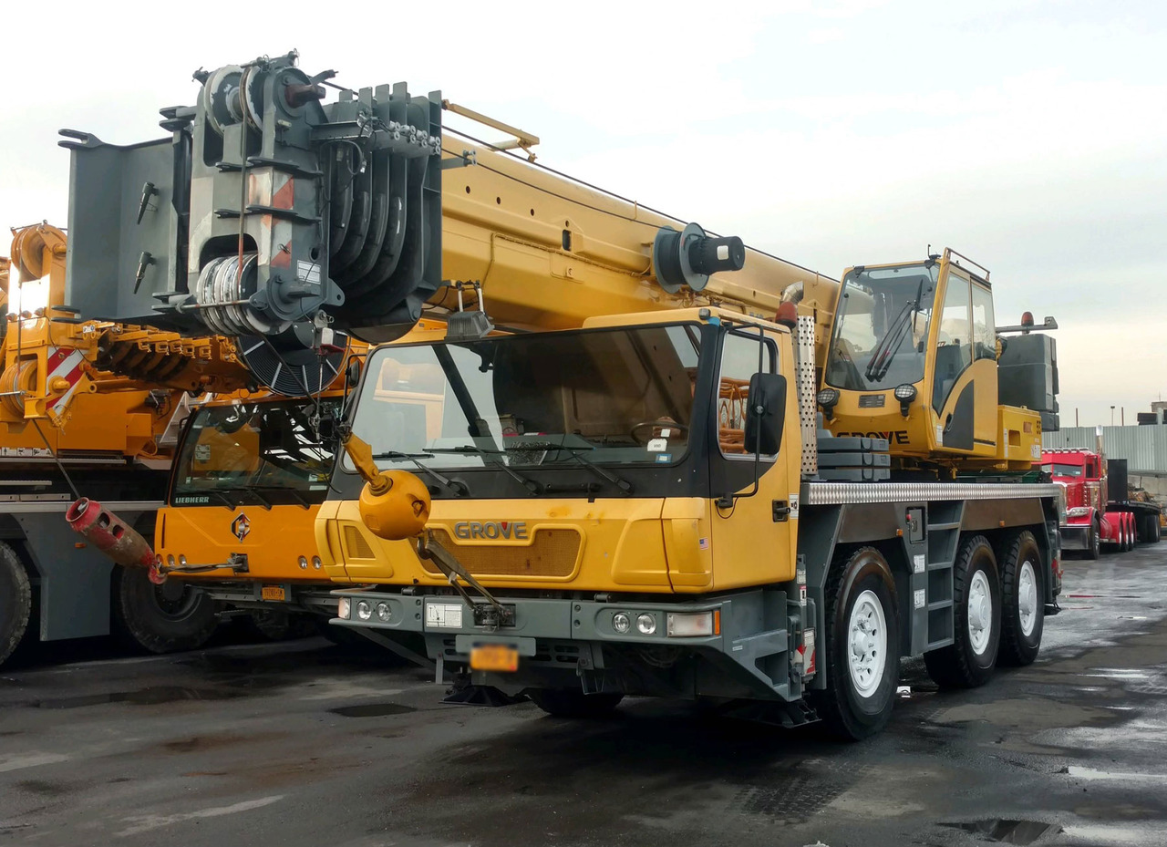 Grove GMK 3055 - Мобильный кран: фото 1 Grove GMK 3055 - Мобильный кран: фото 1