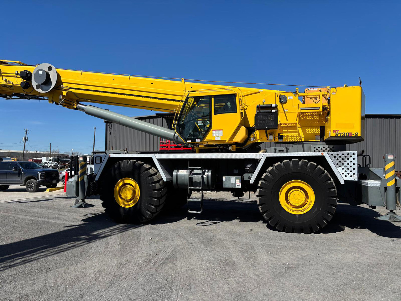 Grove RT9130E-2 - Мобильный кран: фото 1 Grove RT9130E-2 - Мобильный кран: фото 1