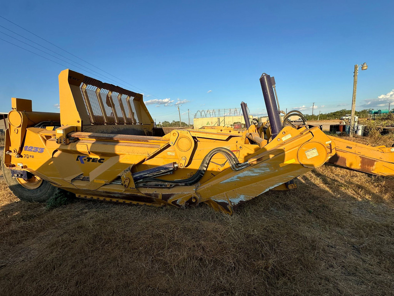 K-Tec 1233 - Скрепер: фото 3 K-Tec 1233 - Скрепер: фото 3