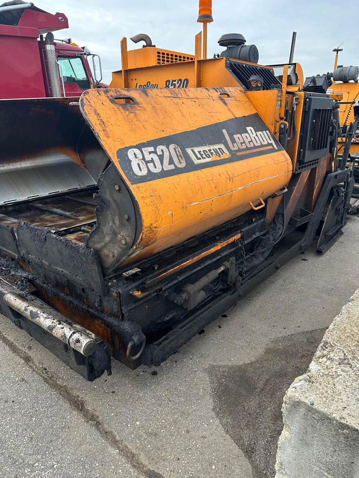 Leeboy 8520 - Асфальтоукладчик: фото 4 Leeboy 8520 - Асфальтоукладчик: фото 4