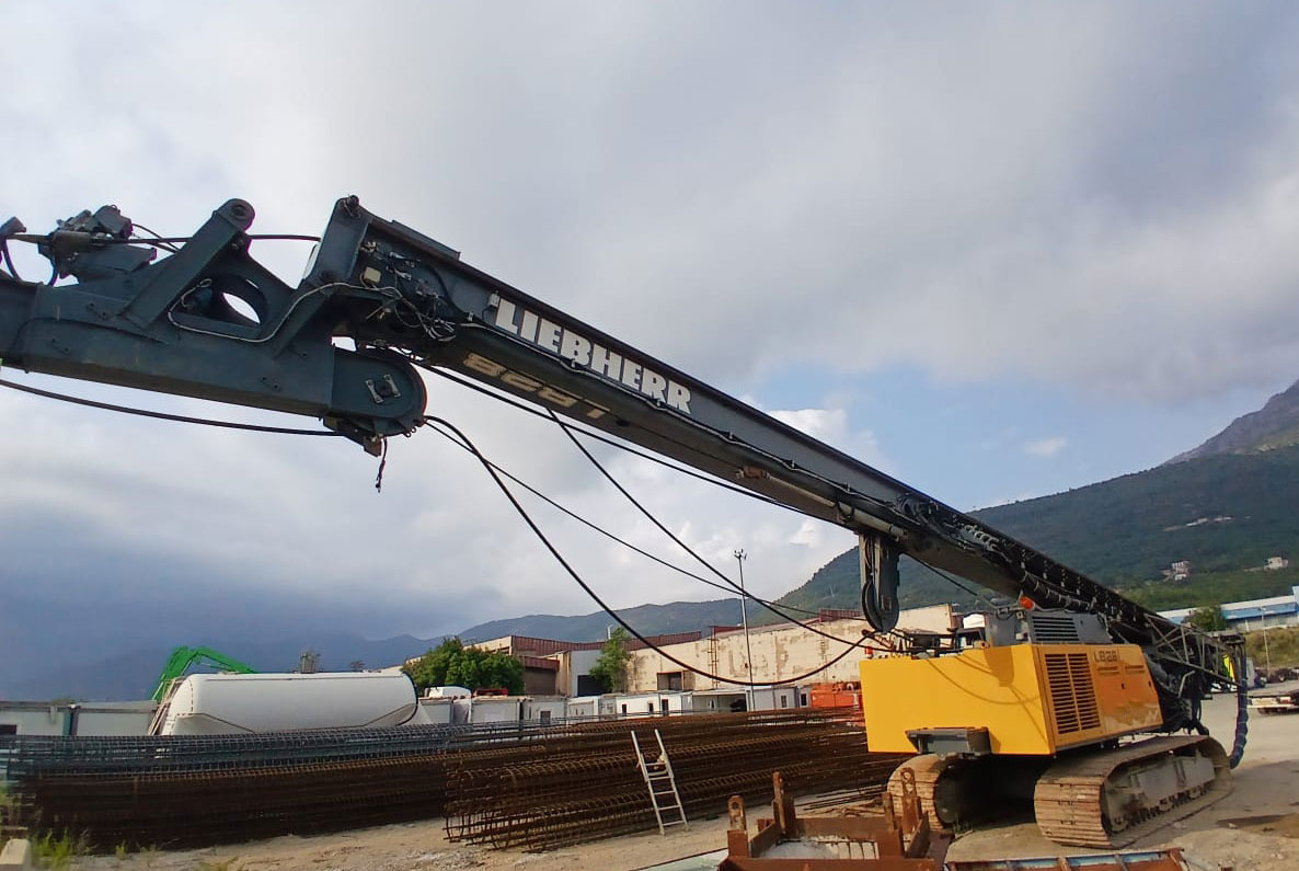 Liebherr LB28 - Сваебойная установка: фото 5 Liebherr LB28 - Сваебойная установка: фото 5