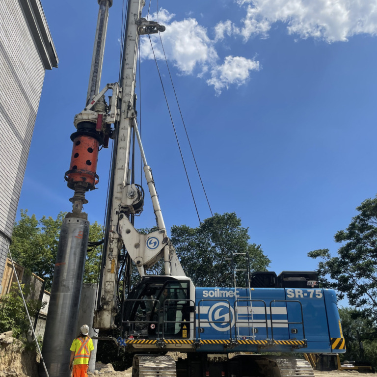 Soilmec SR-75 - Сваебойная установка: фото 1 Soilmec SR-75 - Сваебойная установка: фото 1