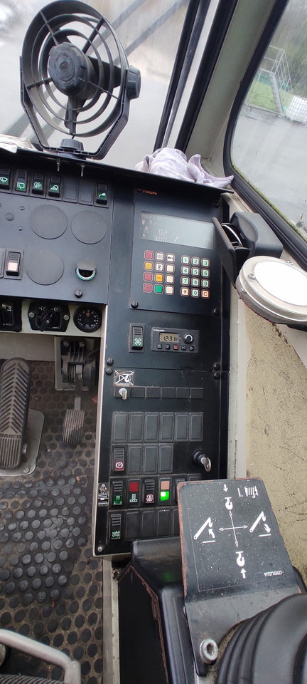 Tadano Faun ATF 30-2L - Мобильный кран: фото 4 Tadano Faun ATF 30-2L - Мобильный кран: фото 4