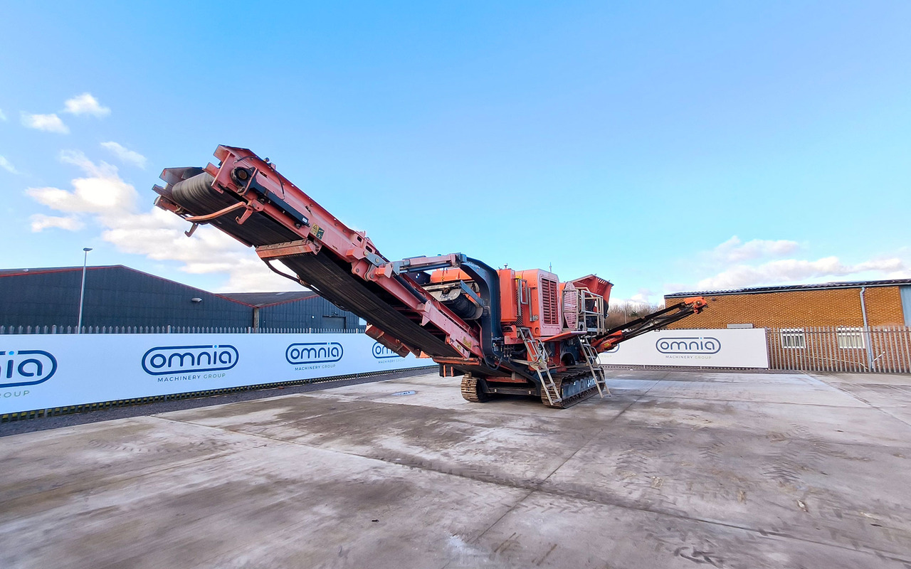 Terex Finlay J-1170 - Щековая дробилка: фото 3 Terex Finlay J-1170 - Щековая дробилка: фото 3