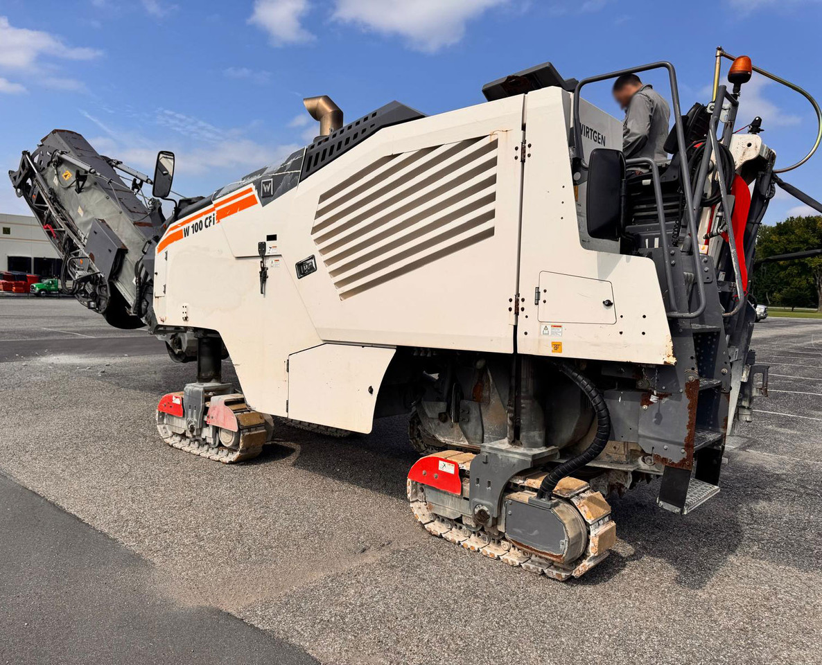 Wirtgen W 100 CFI - Дорожная фреза: фото 1 Wirtgen W 100 CFI - Дорожная фреза: фото 1