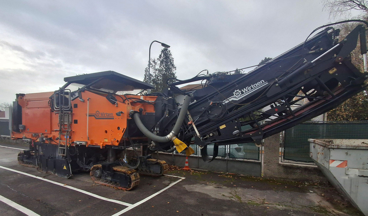 Wirtgen W 2000 - Дорожная фреза: фото 4 Wirtgen W 2000 - Дорожная фреза: фото 4