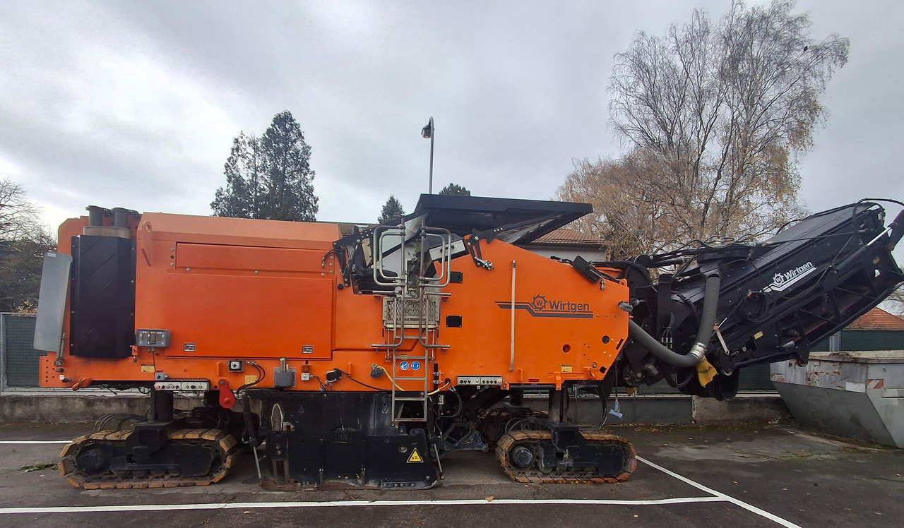 Wirtgen W 2000 - Дорожная фреза: фото 2 Wirtgen W 2000 - Дорожная фреза: фото 2