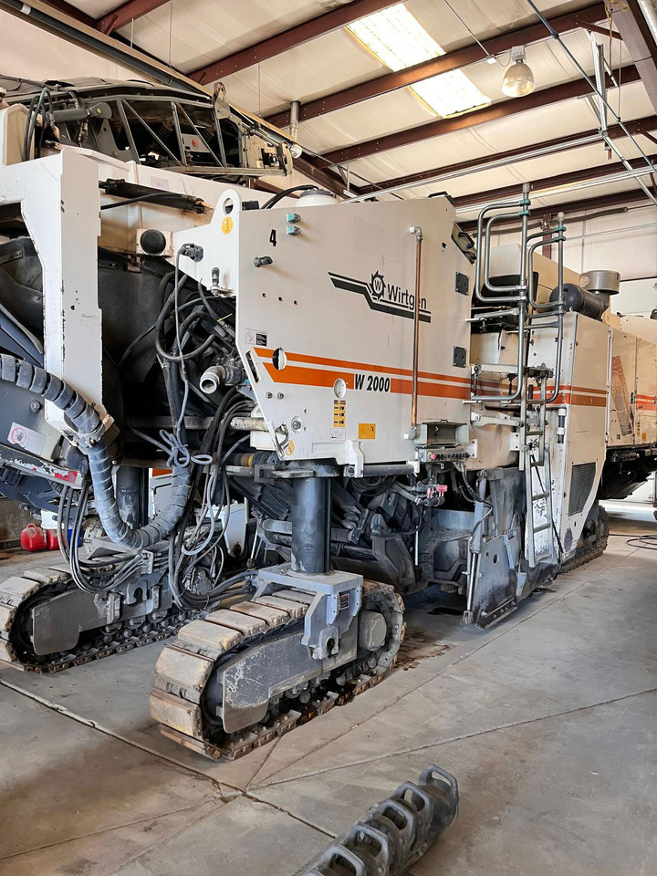 Wirtgen W 2000 - Дорожная фреза: фото 2 Wirtgen W 2000 - Дорожная фреза: фото 2
