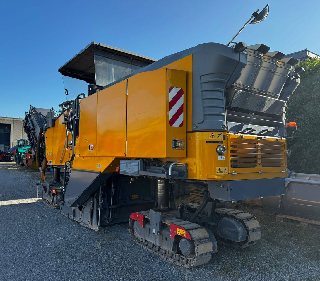 Wirtgen W 210 XP - Дорожная фреза: фото 4 Wirtgen W 210 XP - Дорожная фреза: фото 4