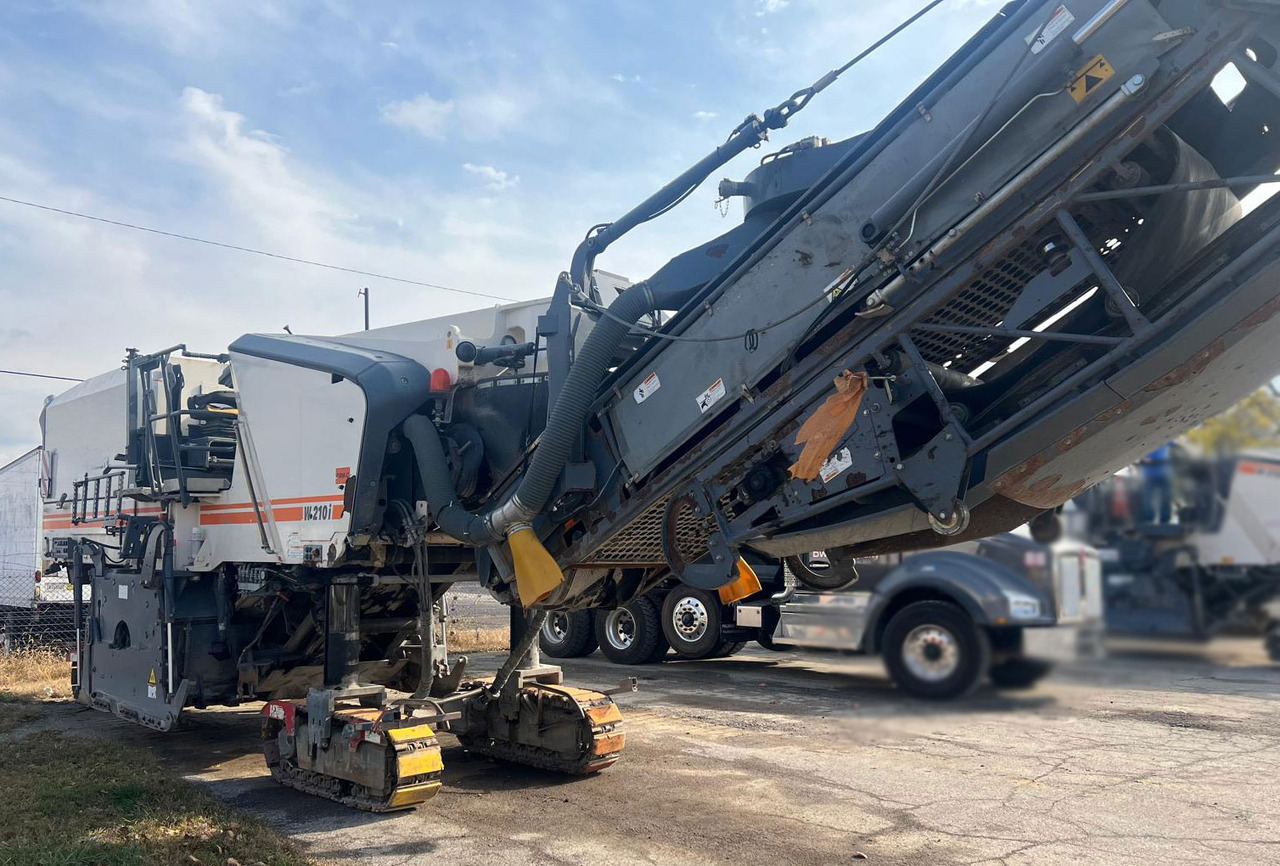 Wirtgen W 210 i - Дорожная фреза: фото 5 Wirtgen W 210 i - Дорожная фреза: фото 5