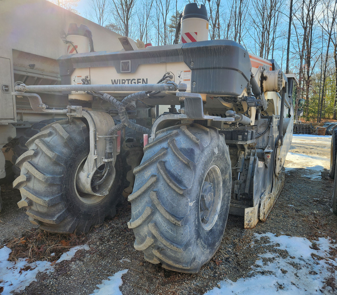 Wirtgen WR 200 XLI - Стабилизатор грунта: фото 4 Wirtgen WR 200 XLI - Стабилизатор грунта: фото 4