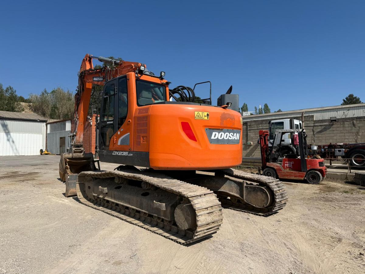Doosan DX235LCR - Гусеничный экскаватор: фото 4 Doosan DX235LCR - Гусеничный экскаватор: фото 4