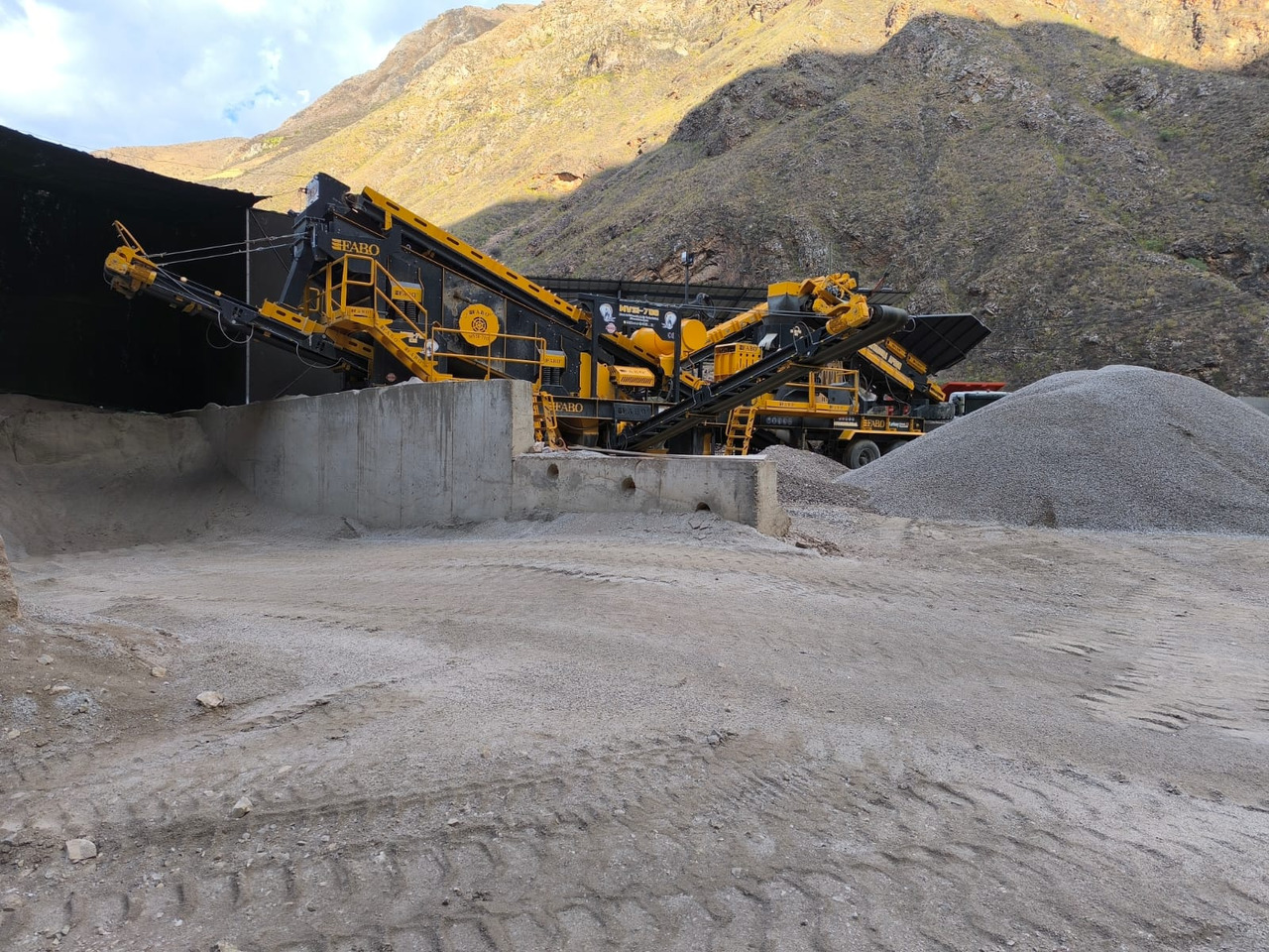FABO mobile impact crusher - Ударная дробилка: фото 1 FABO mobile impact crusher - Ударная дробилка: фото 1