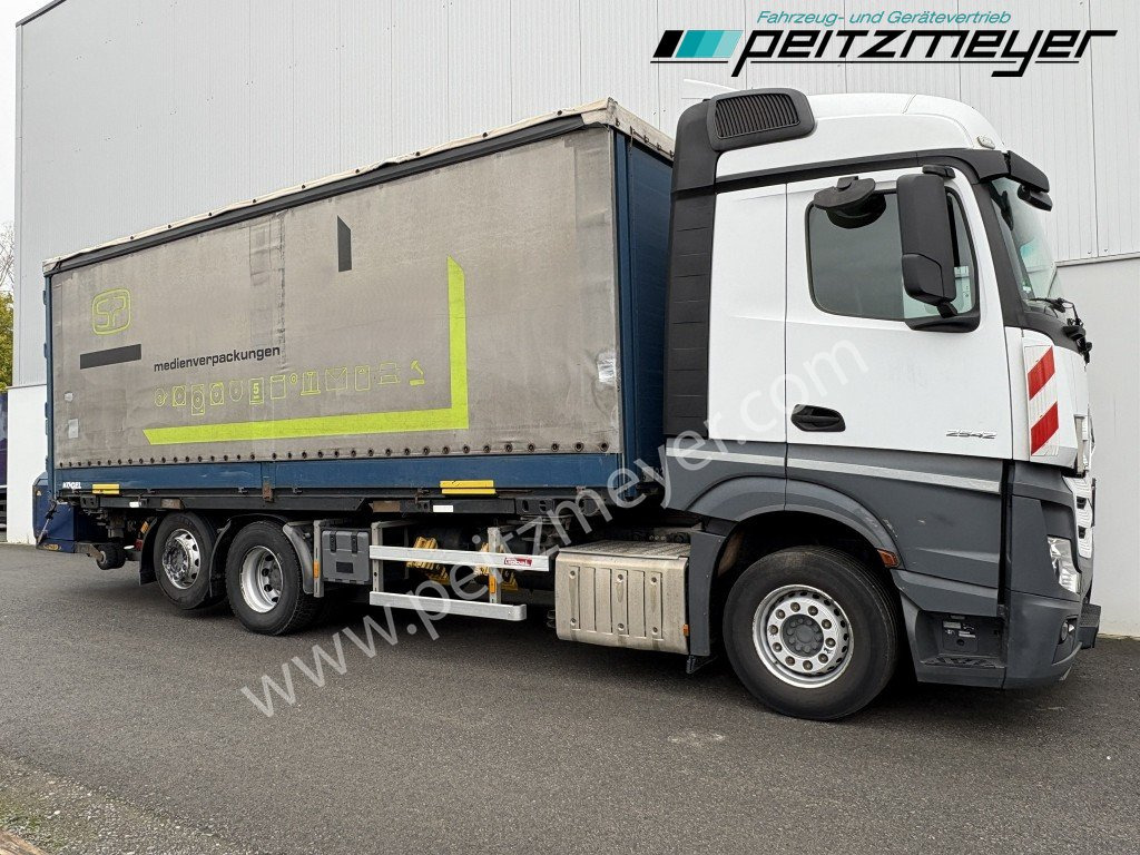 MERCEDES-BENZ Actros 2542 LL BDF Pritsche + Mitnahmestapler komplett - Тентованный грузовик: фото 2 MERCEDES-BENZ Actros 2542 LL BDF Pritsche + Mitnahmestapler komplett - Тентованный грузовик: фото 2