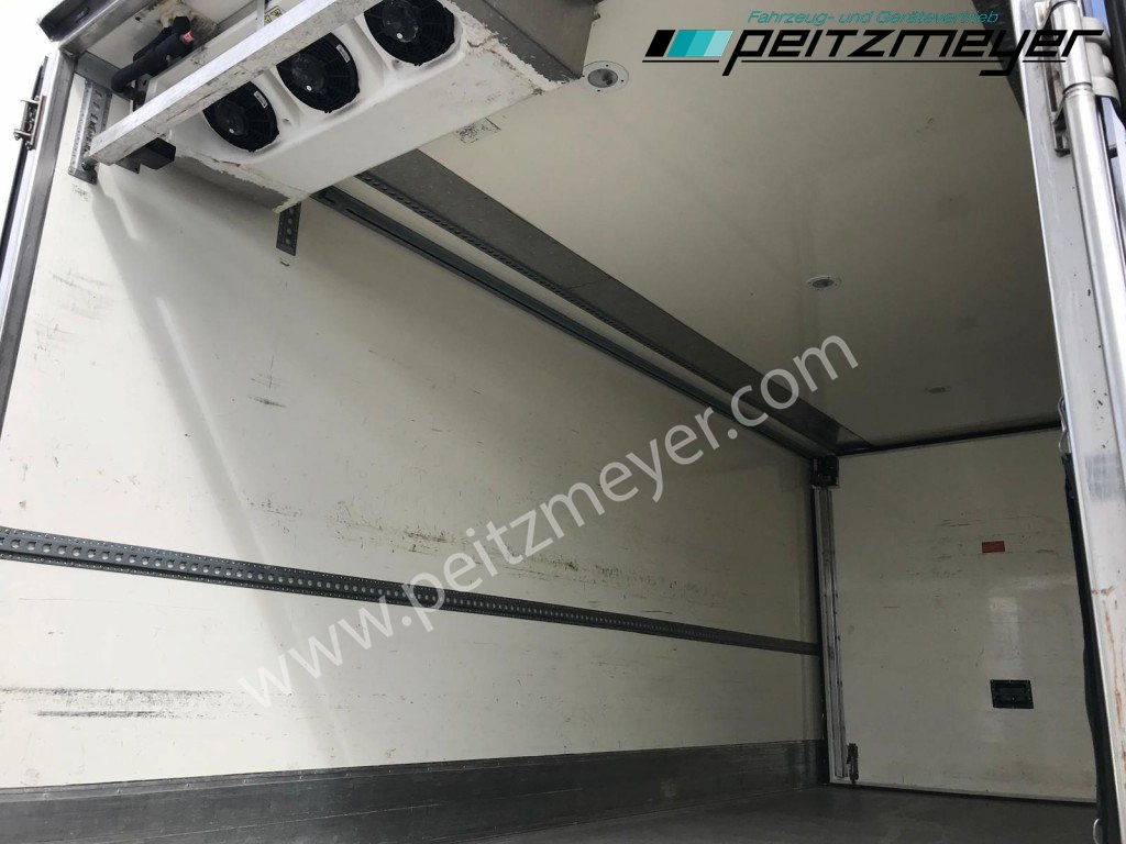 Рефрижератор MERCEDES-BENZ Atego 1530 L Tiefkühlkoffer m. LBW, Thermoking T 1200 faltb. LBW 1,5 t., Seitentür, Trennwand: фото 14 Рефрижератор MERCEDES-BENZ Atego 1530 L Tiefkühlkoffer m. LBW, Thermoking T 1200 faltb. LBW 1,5 t., Seitentür, Trennwand: фото 14