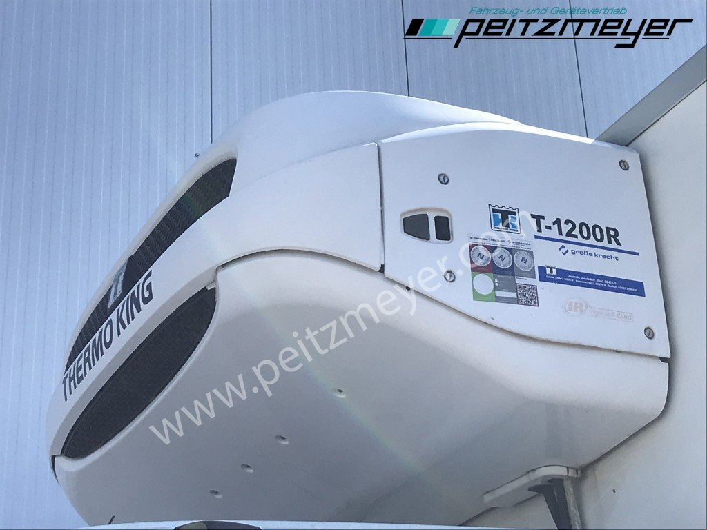 Рефрижератор MERCEDES-BENZ Atego 1530 L Tiefkühlkoffer m. LBW, Thermoking T 1200 faltb. LBW 1,5 t., Seitentür, Trennwand: фото 11 Рефрижератор MERCEDES-BENZ Atego 1530 L Tiefkühlkoffer m. LBW, Thermoking T 1200 faltb. LBW 1,5 t., Seitentür, Trennwand: фото 11