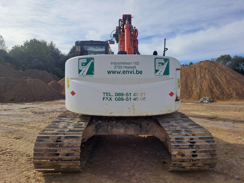 Hitachi ZX225USLC-3 - Гусеничный экскаватор: фото 3 Hitachi ZX225USLC-3 - Гусеничный экскаватор: фото 3