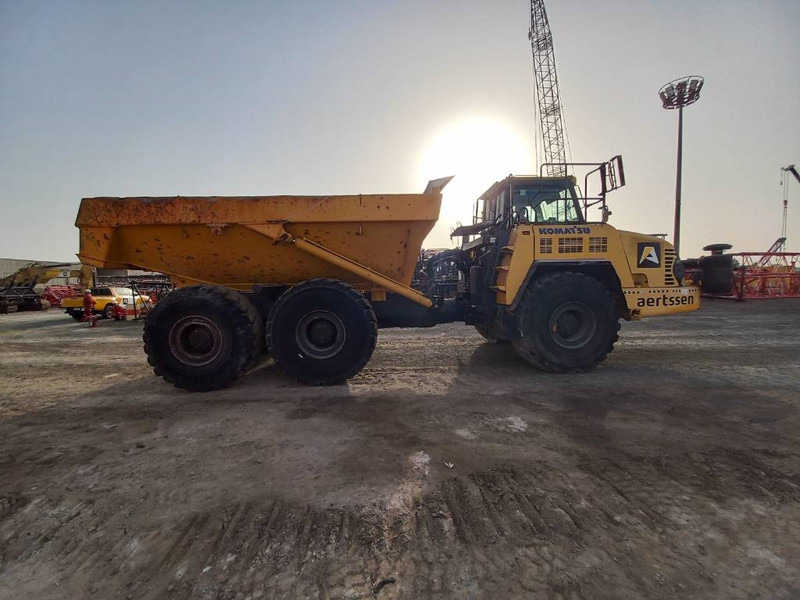 Komatsu HM400-3R (4 pcs available in Abu Dhabi) - Сочленённый самосвал: фото 4 Komatsu HM400-3R (4 pcs available in Abu Dhabi) - Сочленённый самосвал: фото 4