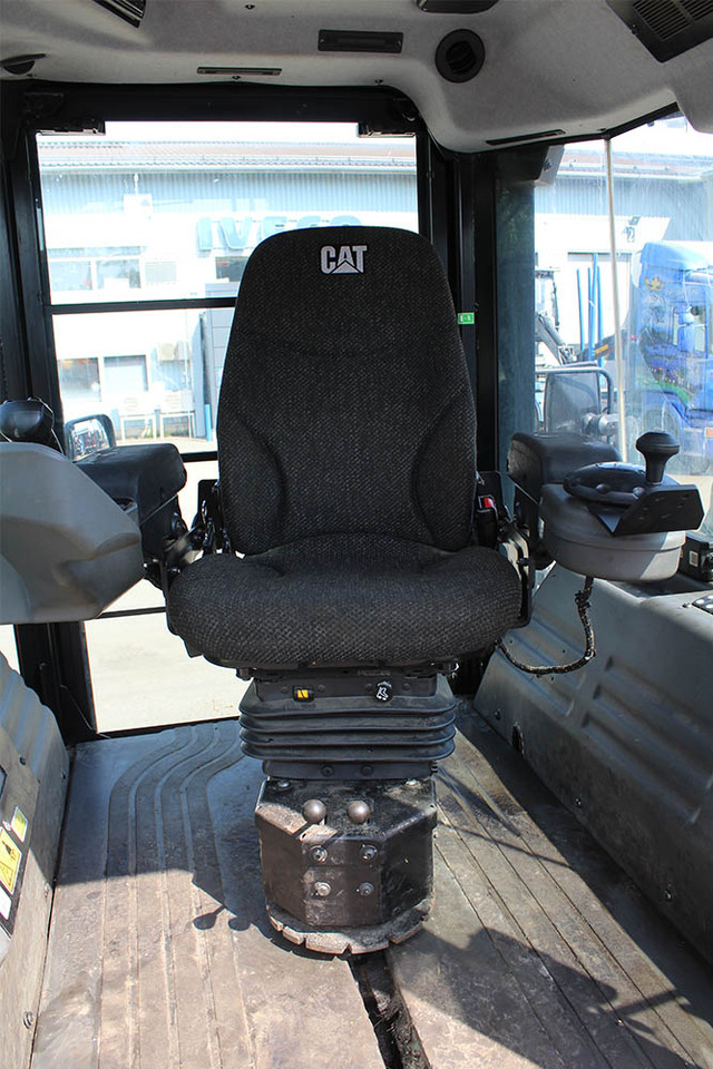 CATERPILLAR CD10 - Дорожный каток: фото 5 CATERPILLAR CD10 - Дорожный каток: фото 5