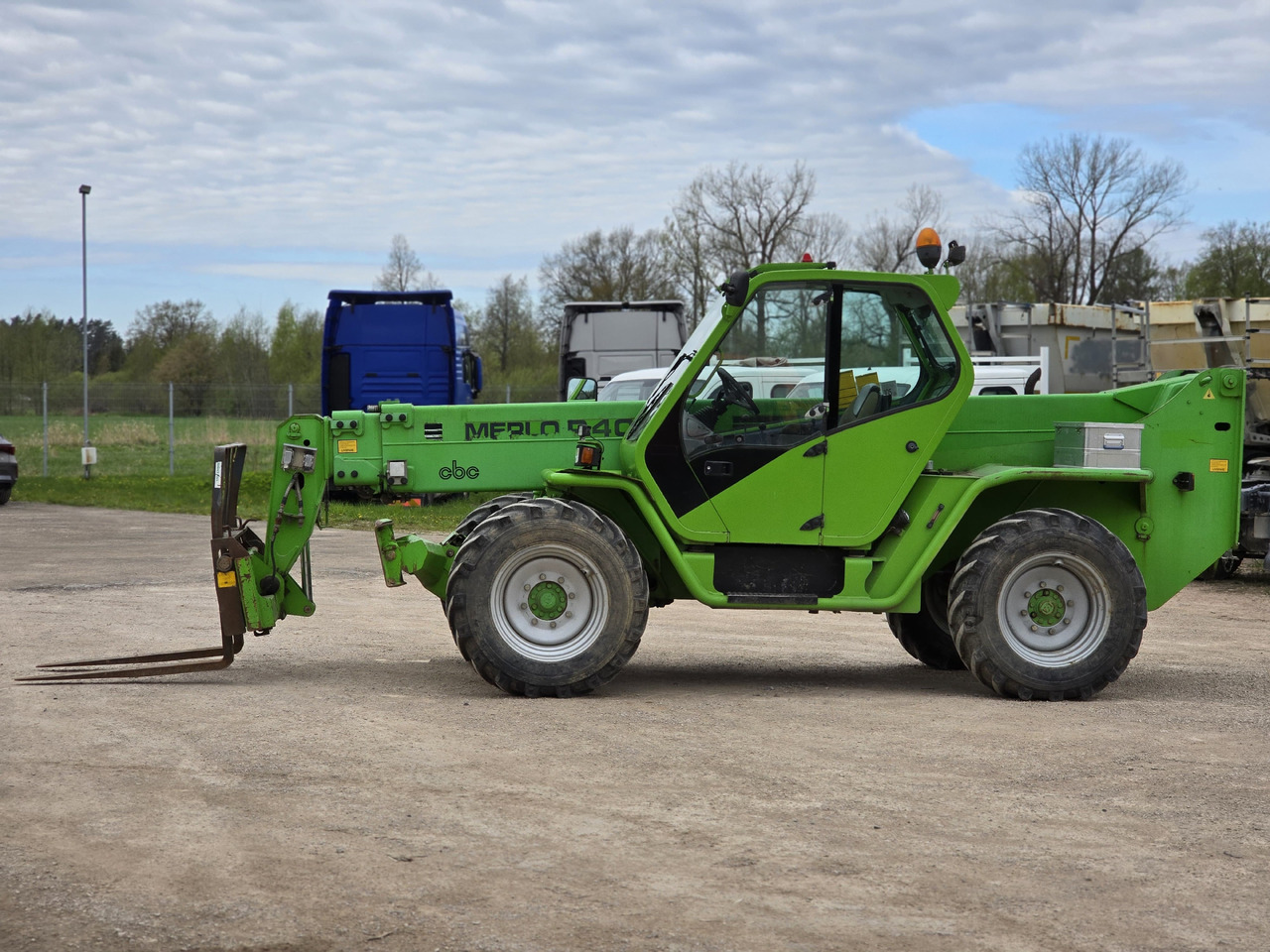 MERLO P40.14 K - Телескопический фронтальный погрузчик: фото 1 MERLO P40.14 K - Телескопический фронтальный погрузчик: фото 1