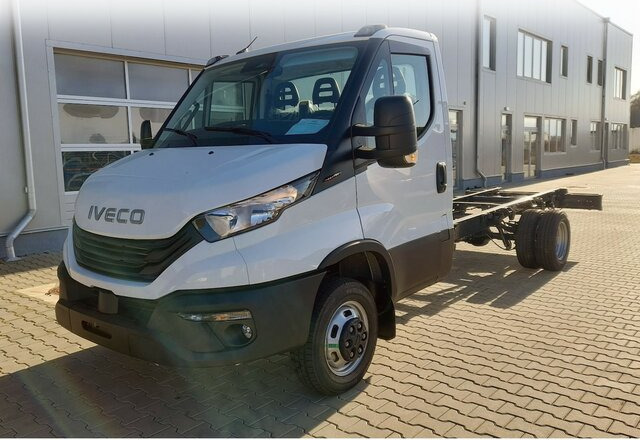 IVECO Daily 35C16H3.0 COMFORT & CONSTRUCTION PACK... - Грузовик-шасси, Фургон: фото 1 IVECO Daily 35C16H3.0 COMFORT & CONSTRUCTION PACK... - Грузовик-шасси, Фургон: фото 1