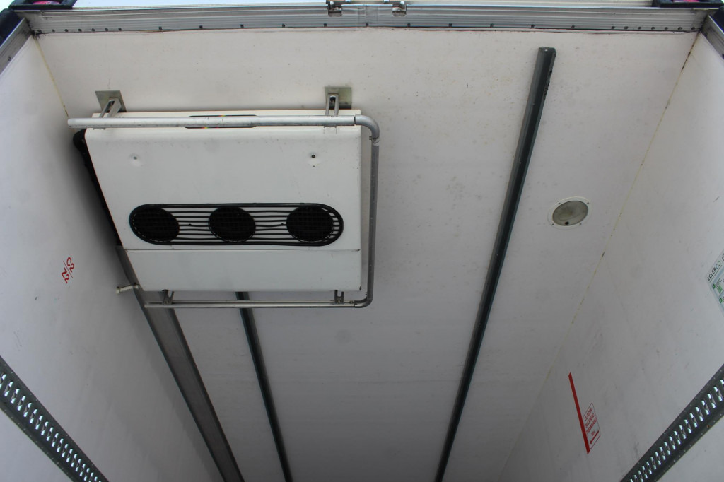 Lamberet TK SLXe Spectrum 2,65h Bi-Multi-Temp. TW FRC25 - Полуприцеп-рефрижератор: фото 3 Lamberet TK SLXe Spectrum 2,65h Bi-Multi-Temp. TW FRC25 - Полуприцеп-рефрижератор: фото 3