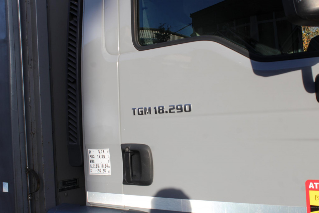 Тентованный грузовик MAN TGM 18.290 Plane-Koffer 7,5 m Klima 499TKm: фото 6