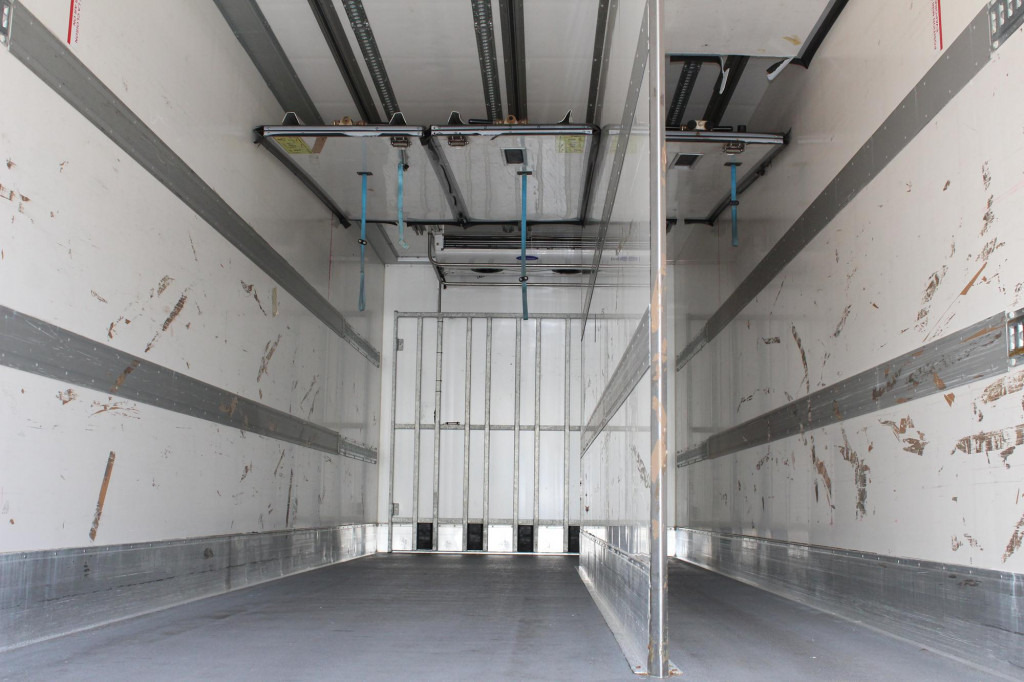 Mercedes-Benz Antos 2536 E6 CS 1250Mt Tri-temp LBW TW ATP - Рефрижератор: фото 4 Mercedes-Benz Antos 2536 E6 CS 1250Mt Tri-temp LBW TW ATP - Рефрижератор: фото 4