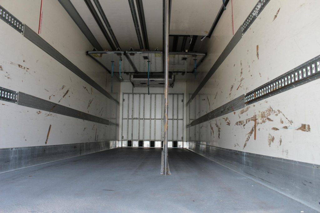 Mercedes-Benz Antos 2536 E6 CS 1250Mt Tri-temp LBW TW ATP - Рефрижератор: фото 3 Mercedes-Benz Antos 2536 E6 CS 1250Mt Tri-temp LBW TW ATP - Рефрижератор: фото 3