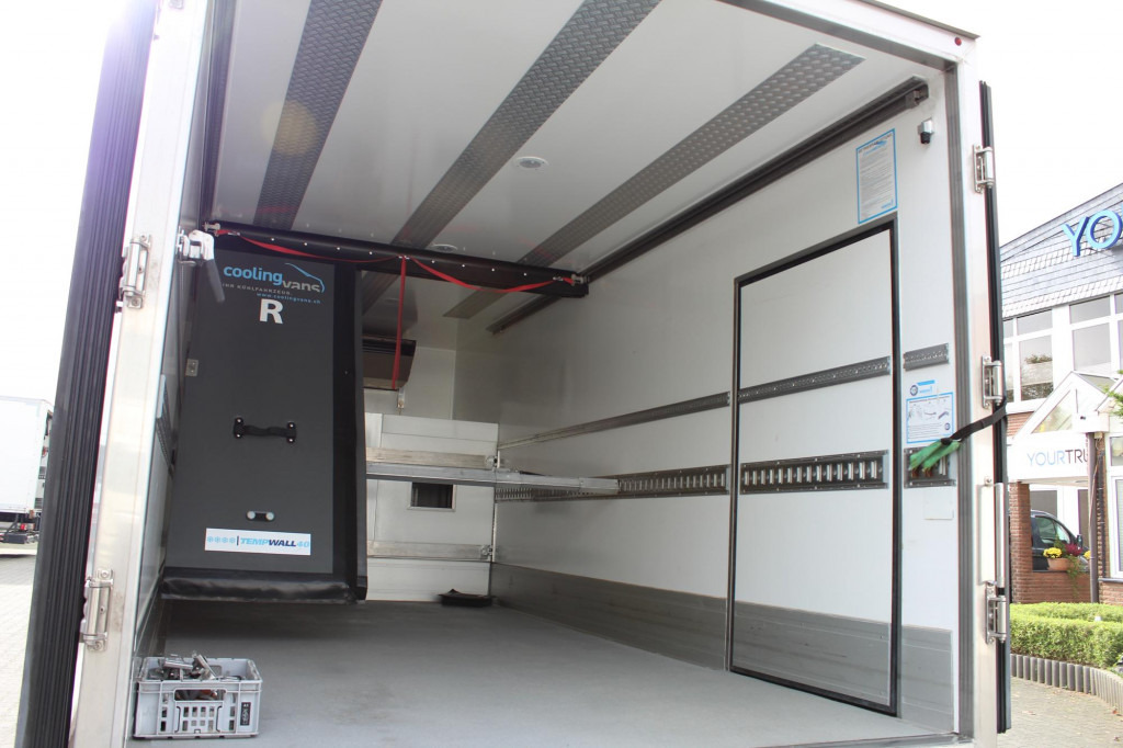 Mercedes-Benz Atego  1024 E6 TK T-1000R Strom Tür+LBW Nur 85Tkm - Рефрижератор: фото 2 Mercedes-Benz Atego  1024 E6 TK T-1000R Strom Tür+LBW Nur 85Tkm - Рефрижератор: фото 2