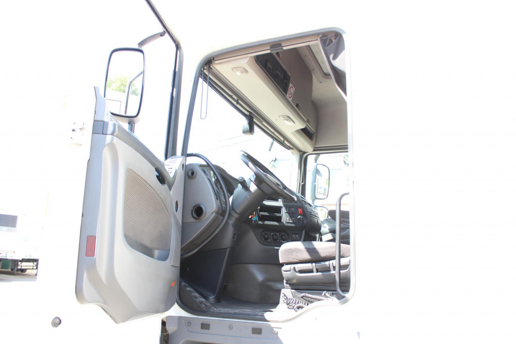 Daf XF 510 E6 Space Cab Retarder 2 Tanks 2 Liegen - Тягач: фото 3 Daf XF 510 E6 Space Cab Retarder 2 Tanks 2 Liegen - Тягач: фото 3
