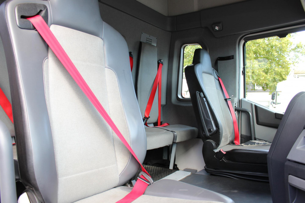 Renault T 430 E6 6 Sitze Ex- Fahrschule nur 64Tkm ! - Тягач: фото 3 Renault T 430 E6 6 Sitze Ex- Fahrschule nur 64Tkm ! - Тягач: фото 3