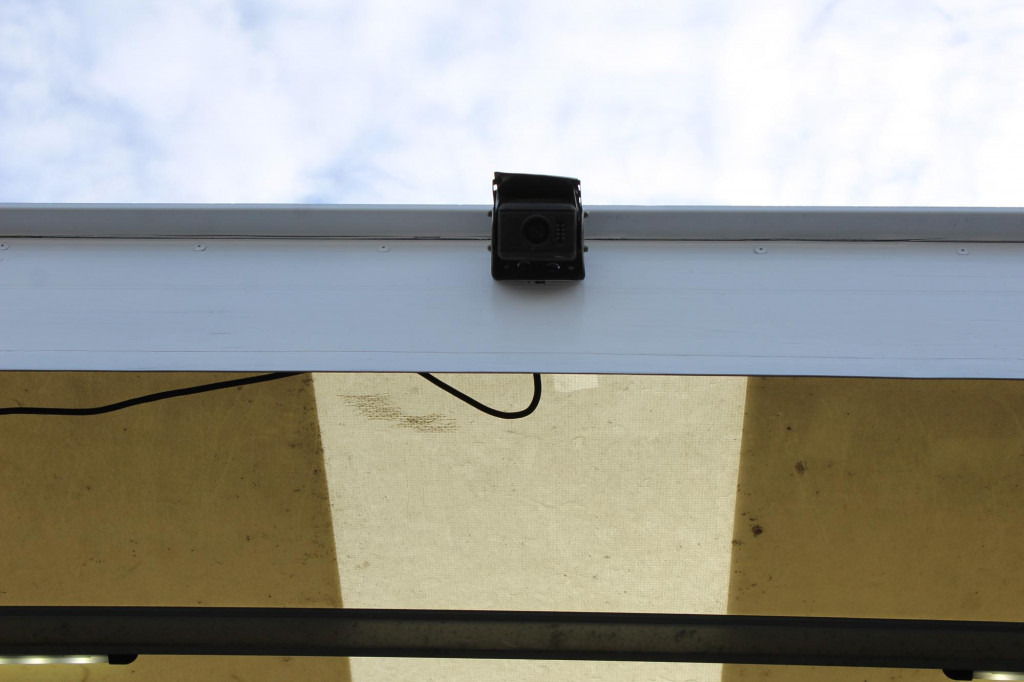 Volvo FM 330 E6 Koffer 7,8m Klima LBW Liftachse - Грузовик с закрытым кузовом: фото 5 Volvo FM 330 E6 Koffer 7,8m Klima LBW Liftachse - Грузовик с закрытым кузовом: фото 5