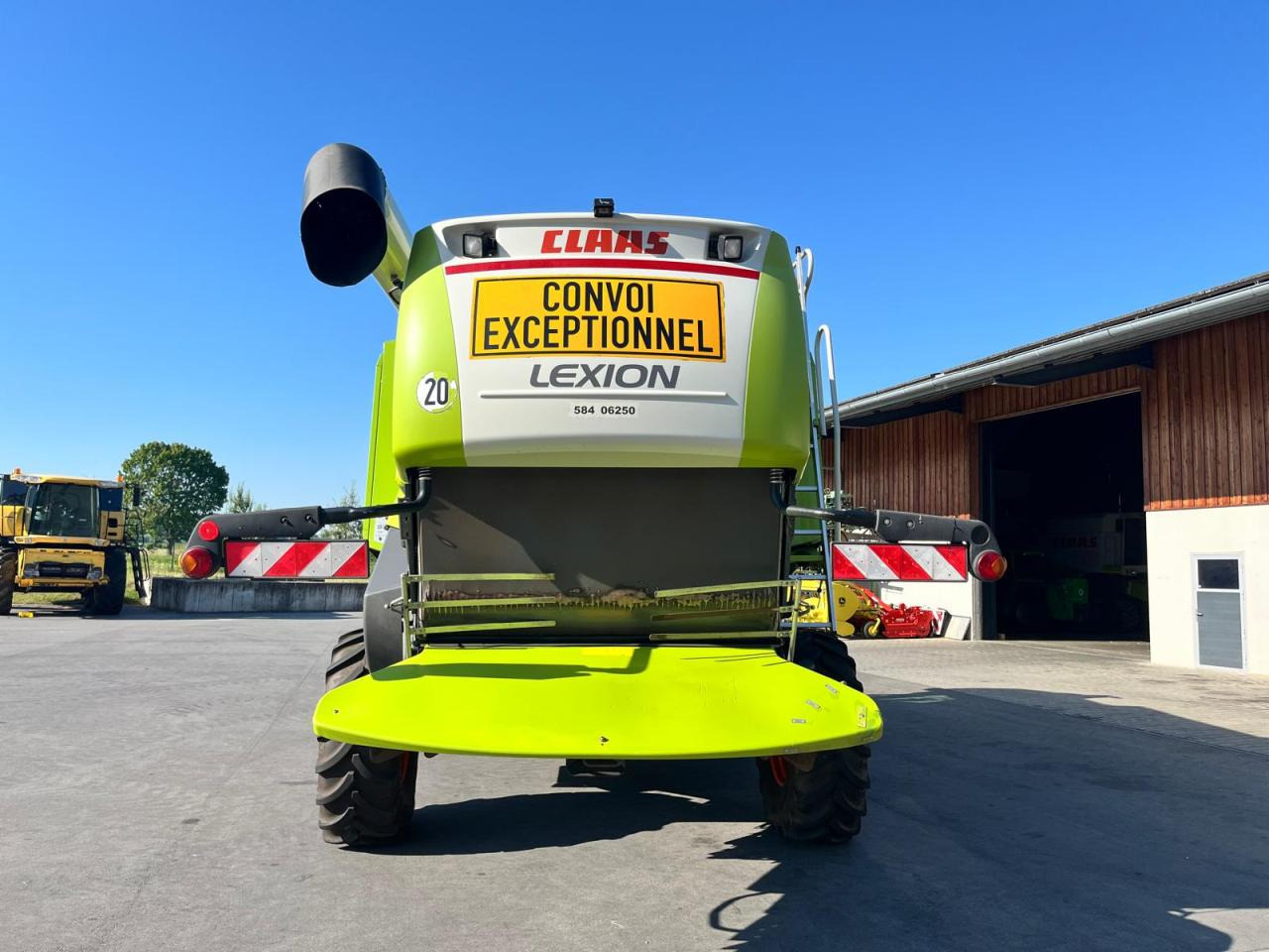 CLAAS Lexion 550 mit Schneidwerk V750, mit 3D, Baujahr 2009, guter gepflegter Zustand - Зерноуборочный комбайн: фото 5 CLAAS Lexion 550 mit Schneidwerk V750, mit 3D, Baujahr 2009, guter gepflegter Zustand - Зерноуборочный комбайн: фото 5