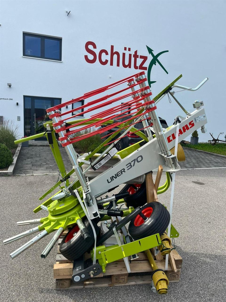 CLAAS Liner 370 Tandem / NEU und UNBENUTZT / Baujahr 202 - Сеноворошилка: фото 1 CLAAS Liner 370 Tandem / NEU und UNBENUTZT / Baujahr 202 - Сеноворошилка: фото 1