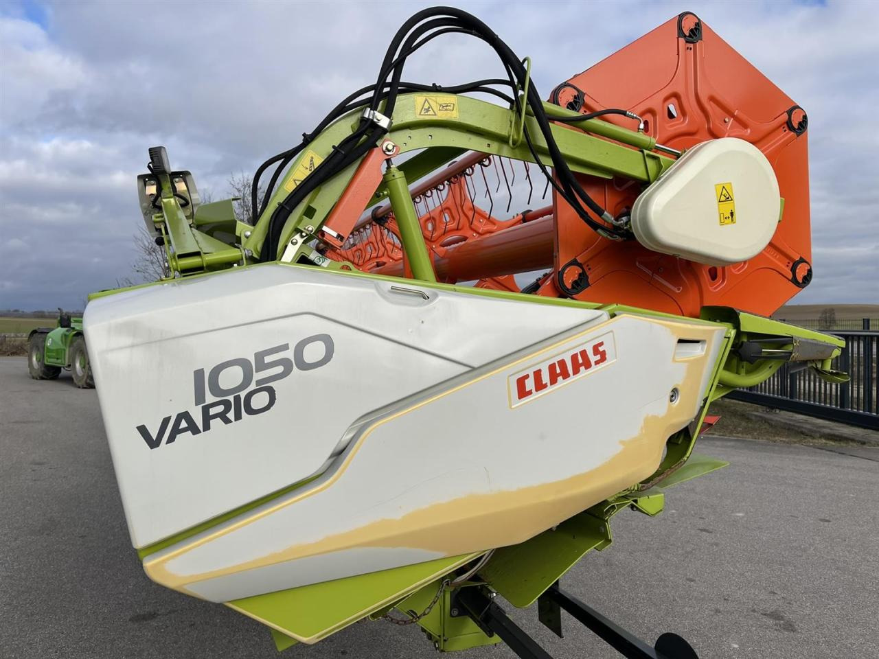 CLAAS Schneidwerk Claas Vario V1050, 1600ha, LED Laser, Baujahr 2016 - Жатка зерновая: фото 3 CLAAS Schneidwerk Claas Vario V1050, 1600ha, LED Laser, Baujahr 2016 - Жатка зерновая: фото 3