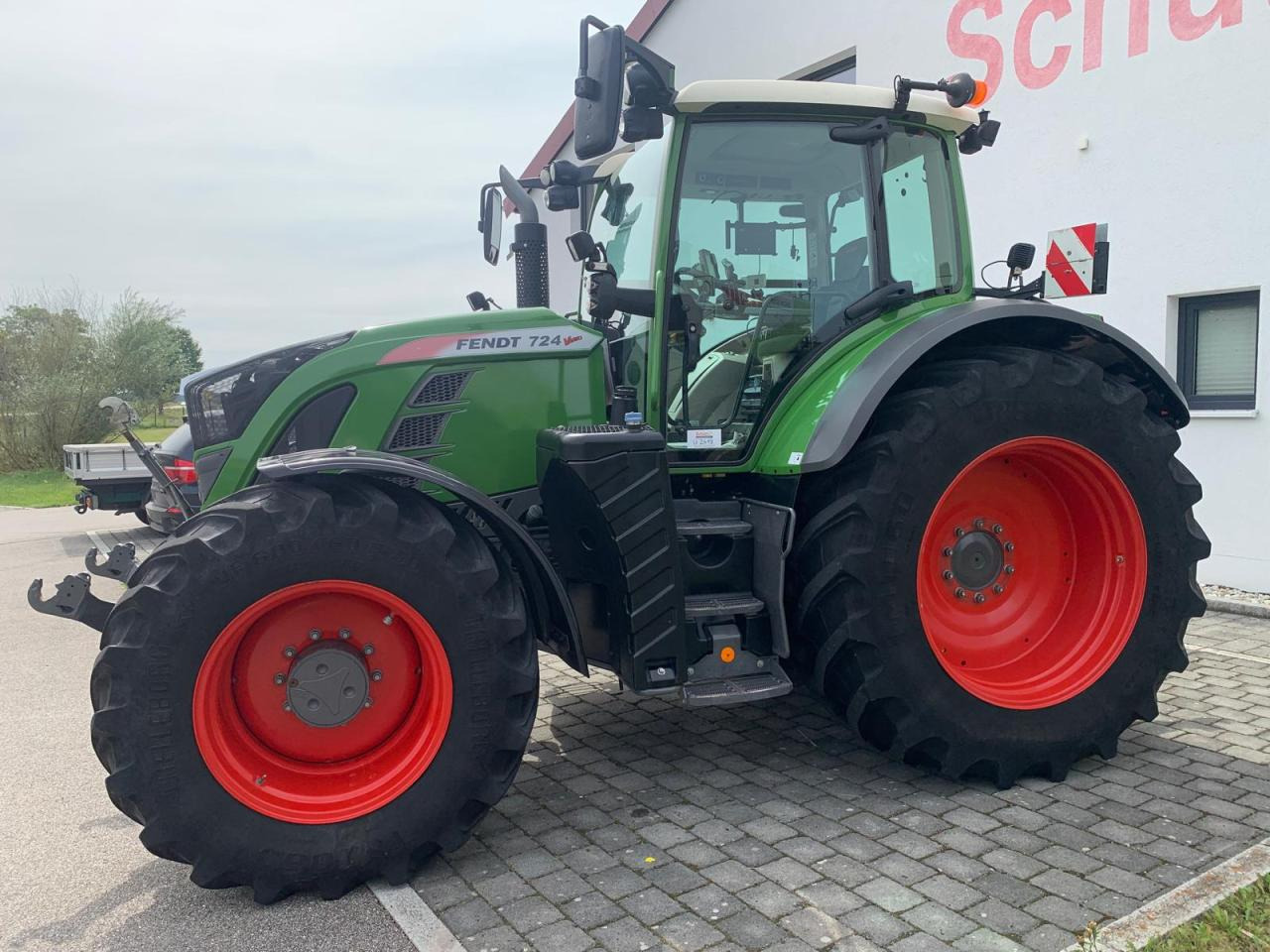Fendt 724 Vario, Baujahr 2019 - Трактор: фото 4 Fendt 724 Vario, Baujahr 2019 - Трактор: фото 4