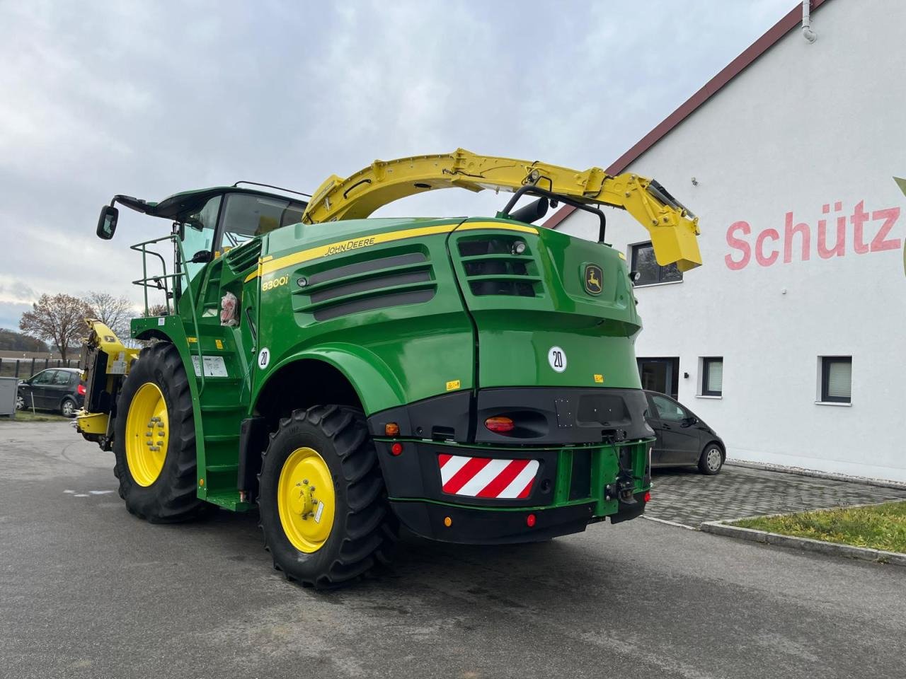 John Deere 8300i Feldhäcksler, Harvestlap, Pickup, Kemper, erst 910 Betriebsstunden, Baujahr 2018 - Кормоуборочный комбайн: фото 3 John Deere 8300i Feldhäcksler, Harvestlap, Pickup, Kemper, erst 910 Betriebsstunden, Baujahr 2018 - Кормоуборочный комбайн: фото 3