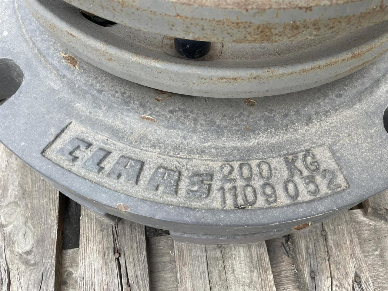 CLAAS Radgewichte 1109052, Claasnummer: 1125681.0 - Навесное оборудование: фото 3 CLAAS Radgewichte 1109052, Claasnummer: 1125681.0 - Навесное оборудование: фото 3