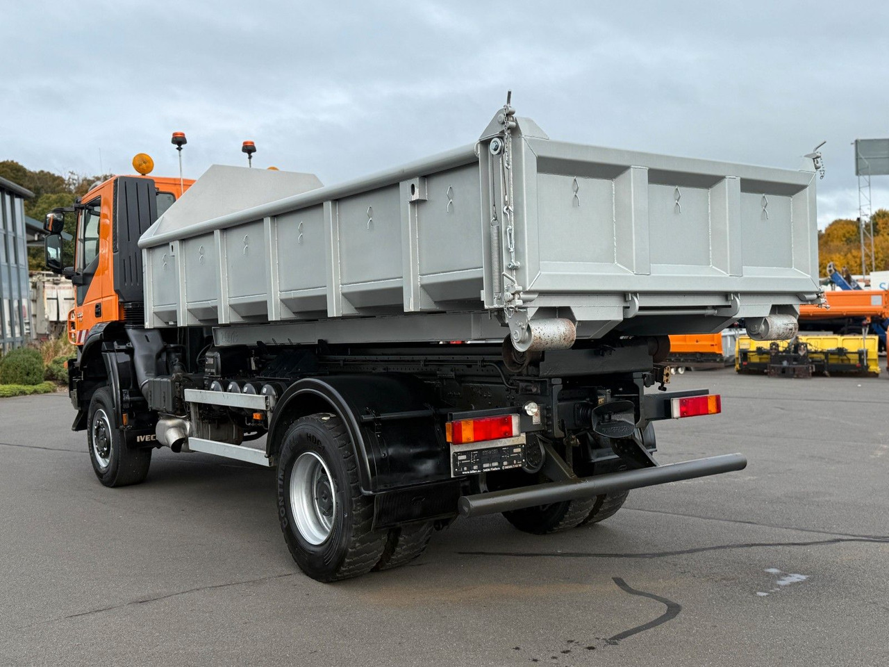 Iveco Trakker 330 EEV Winterdienst Abroll - Крюковой мультилифт: фото 3 Iveco Trakker 330 EEV Winterdienst Abroll - Крюковой мультилифт: фото 3